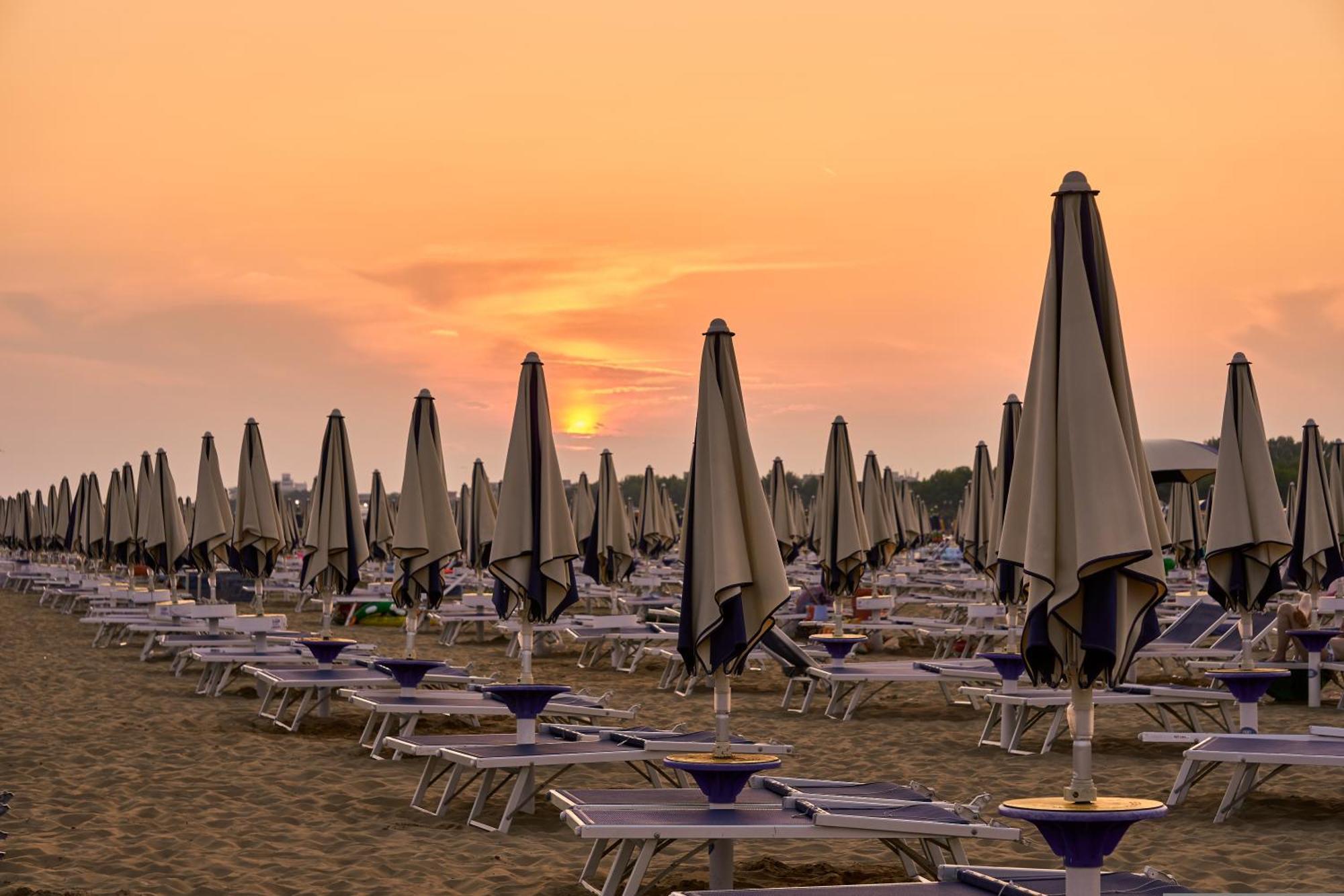 Swimming Pool Paradise For Your Family Apartment Bibione Exterior foto